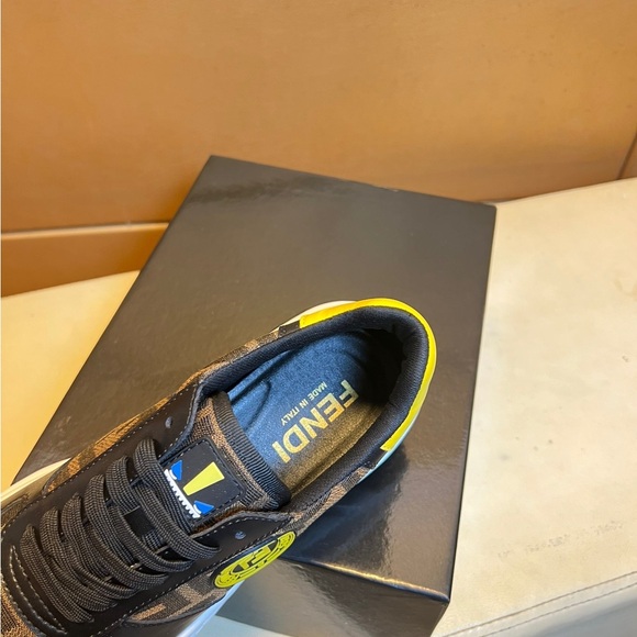 Fendi brown women's sneakers - Picture 2 of 4